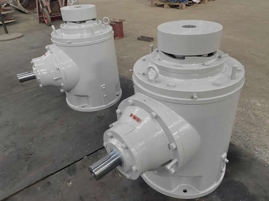 Case study of H-series right angle gearbox for vertical long axis semi submersible turbine return water pump in mine tailings pond