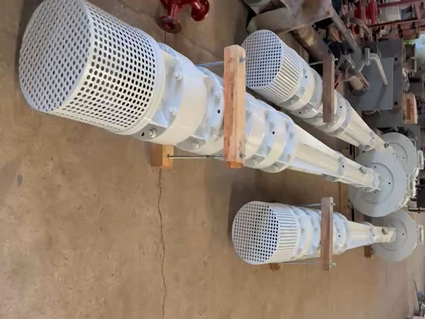 What are the advantages of using vertical long shaft semi submersible turbine pumps in the petrochemical industry?