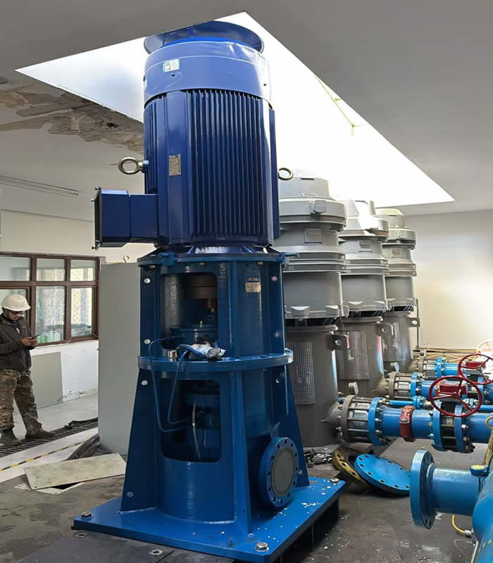 The water supply project of Huaneng Resort Ski Resort in Changbai Mountain, Jilin Province uses PERFECT industry vertical multi-stage long axis semi submersible deep well turbine pump as a high lift